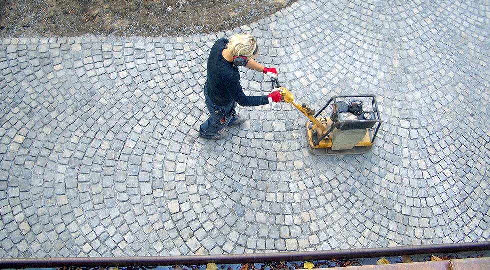 Naturstein pflastern Gartenbau Vogel