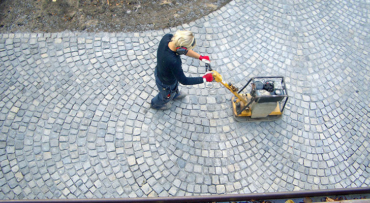 Naturstein pflastern Gartenbau Vogel